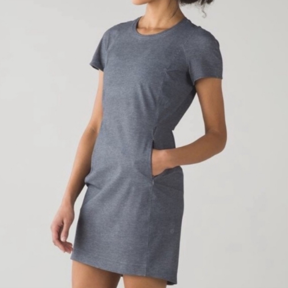 Lululemon &go Endeavor Dress In Grey Deep Coal. (C10)